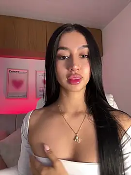 maddy bronw  online show from 09-18-25, 11:18