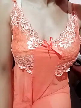 Snapshot of onisha chatting on 11-03-25, 12:28 onisha online show from 11-03-25, 12:28