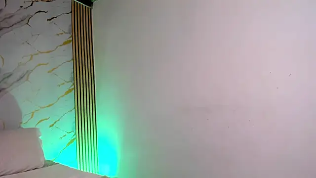 Snapshot of coralcarter1 chatting on 11-14-25, 02:54 coralcarter1 online show from 11-14-25, 02:54