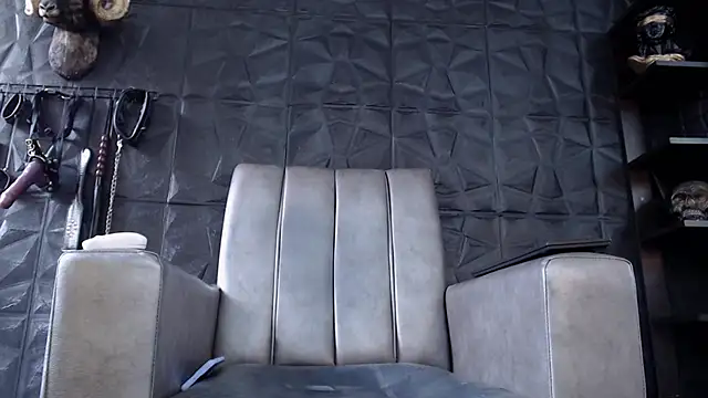 Agata Darkness online show from 11-06-25, 06:42