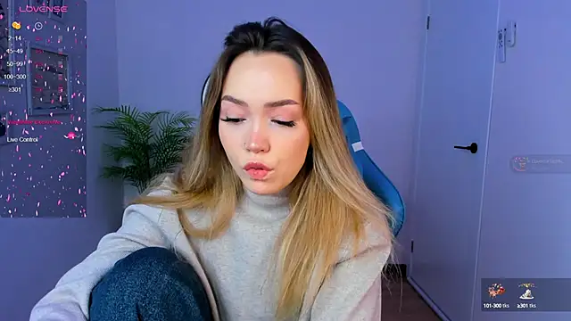 Evia r0se online show from 01-07-25, 08:13