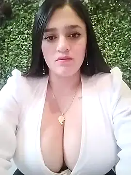 Snapshot of hanna-a chatting on 12-02-24, 08:33 hanna-a online show from 12-02-24, 08:33