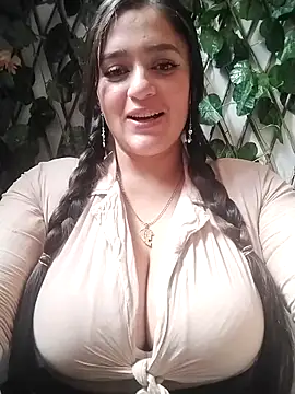 Snapshot of hanna-a chatting on 12-05-24, 02:00 hanna-a online show from 12-05-24, 02:00