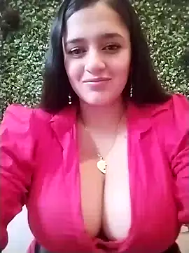 Snapshot of hanna-a chatting on 12-13-24, 07:53 hanna-a online show from 12-13-24, 07:53