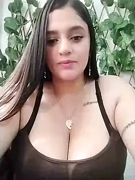 Snapshot of hanna-a chatting on 01-25-25, 03:30 hanna-a online show from 01-25-25, 03:30