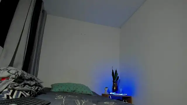 ronnie 7777 online show from 09-22-25, 02:24