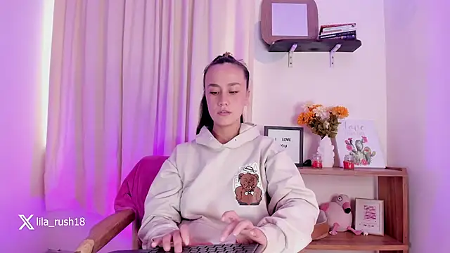 Snapshot of lila_rush chatting on 09-09-25, 06:29 lila rush online show from 09-09-25, 06:29