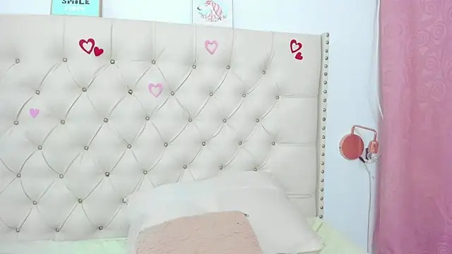 Kim Eli online show from 03-07-25, 10:54