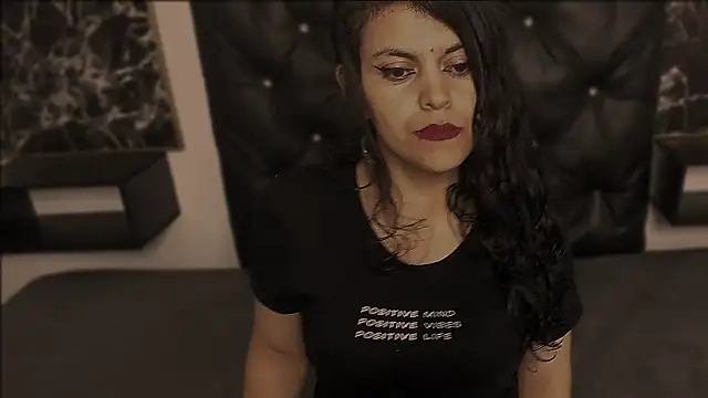 scarlett w0lf online show from 02-21-25, 04:26