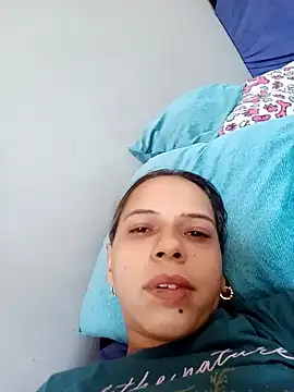 Snapshot of SusanLeroy chatting on 02-02-25, 09:13 SusanLeroy online show from 02-02-25, 09:13