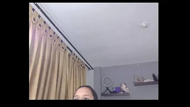 Snapshot of SusanLeroy chatting on 09-18-25, 10:28 SusanLeroy online show from 09-18-25, 10:28