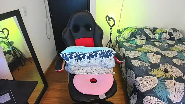 peanut tangerine online show from 01-22-25, 06:52