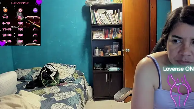 peanut tangerine online show from 11-08-25, 01:06