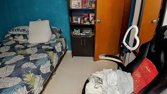 peanut tangerine online show from 11-14-25, 12:31