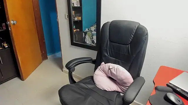 peanut tangerine online show from 01-09-26, 12:46