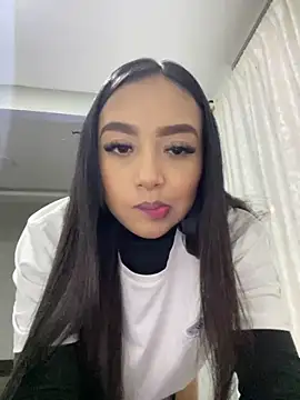 SOPHIACANDY19  online show from 12-17-24, 02:12