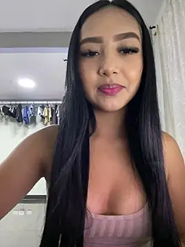 SOPHIACANDY19  online show from 01-04-25, 01:52