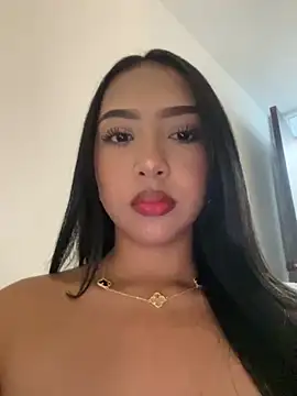 SOPHIACANDY19  online show from 10-30-25, 09:59