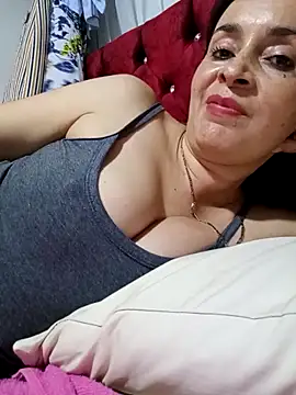 Samantha Sullivan  online show from 02-25-25, 02:58