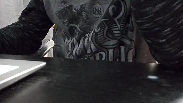 overaveragefreak4you online show from 02-01-25, 04:14