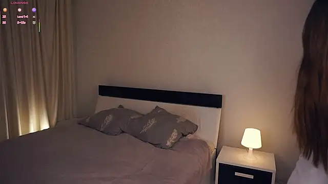 CathrynGeer online show from 02-22-25, 06:19