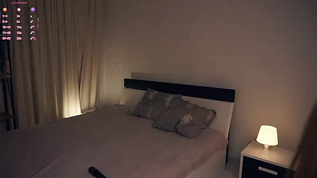 CathrynGeer online show from 02-28-25, 06:09