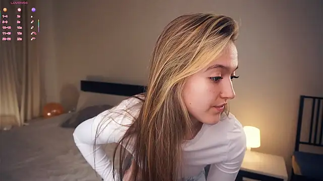 CathrynGeer online show from 03-09-25, 06:32