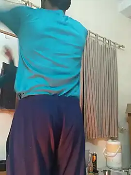 Wild-Honey online show from 12-17-24, 12:34