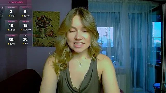 TaylorBre online show from 10-07-25, 05:48