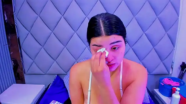 venusowen  online show from 11-07-25, 01:55