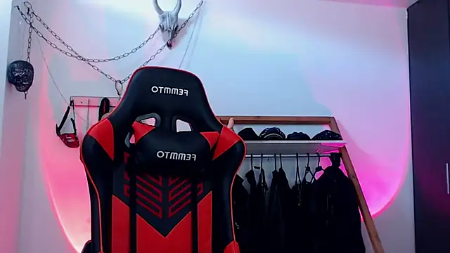 Snapshot of LilithSharon chatting on 01-30-25, 09:14 LilithSharon online show from 01-30-25, 09:14