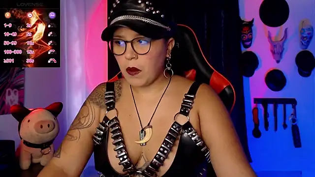 Snapshot of LilithSharon chatting on 09-27-25, 04:45 LilithSharon online show from 09-27-25, 04:45