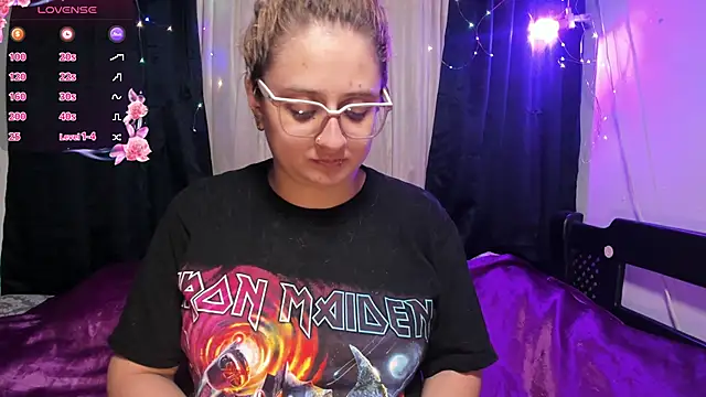 AnnieBigBoobs online show from 03-16-25, 12:12