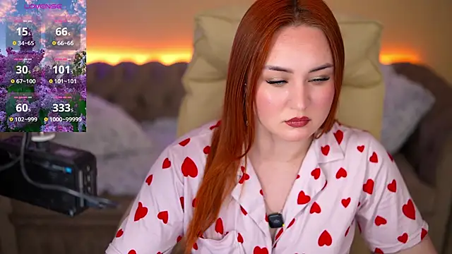 LovelyBell online show from 05-25-26, 06:19