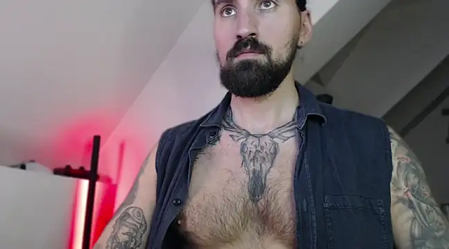 MateoHunk online show from 12-24-24, 05:23