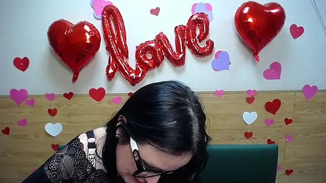 TayaBoret online show from 02-09-25, 08:56