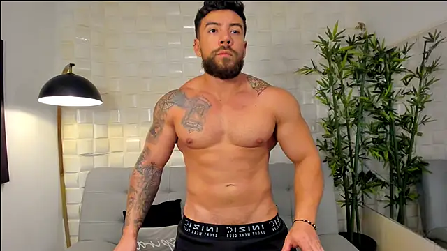  dreammr1  online show from 02-13-25, 01:40