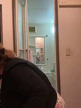 SAKU-RA-chan online show from 12-19-25, 11:28