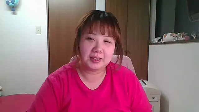 Snapshot of SAKU-RA-chan chatting on 03-28-26, 02:49 SAKU-RA-chan online show from 03-28-26, 02:49
