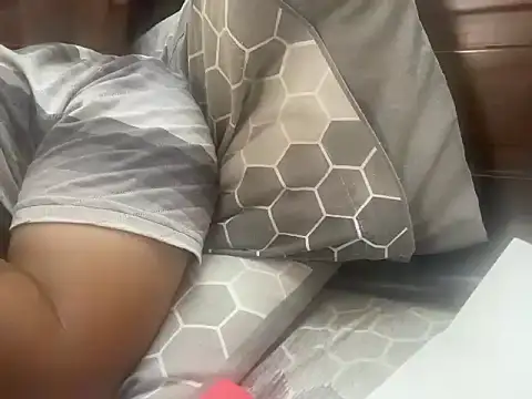 coolboy6566 online show from 10-08-25, 07:17