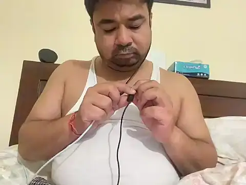 coolboy6566 online show from 02-08-26, 06:55