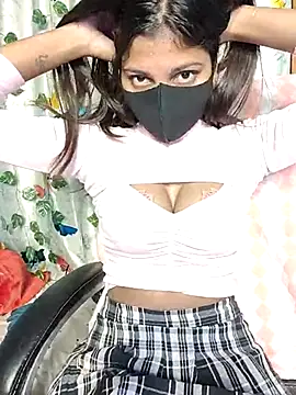 Reena Singh53 online show from 02-28-25, 03:15