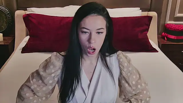 Snapshot of MadilynFox chatting on 01-28-25, 07:21 MadilynFox online show from 01-28-25, 07:21