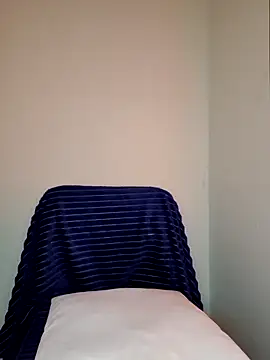 Snapshot of FoxRineHelen chatting on 03-20-25, 11:16 FoxRineHelen online show from 03-20-25, 11:16