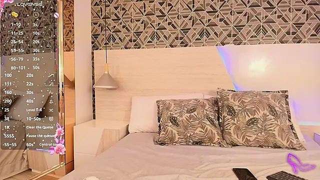 Snapshot of IvannaAnggel chatting on 03-14-25, 11:34 IvannaAnggel online show from 03-14-25, 11:34