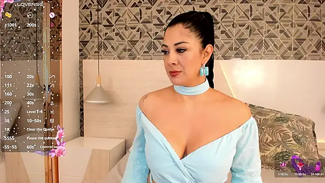 Snapshot of IvannaAnggel chatting on 03-21-25, 12:28 IvannaAnggel online show from 03-21-25, 12:28