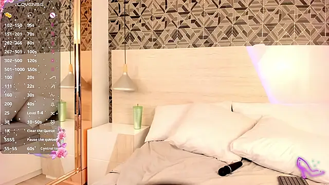 Snapshot of IvannaAnggel chatting on 03-22-25, 05:09 IvannaAnggel online show from 03-22-25, 05:09