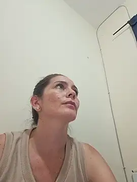 Hanny 24 online show from 02-05-26, 08:13