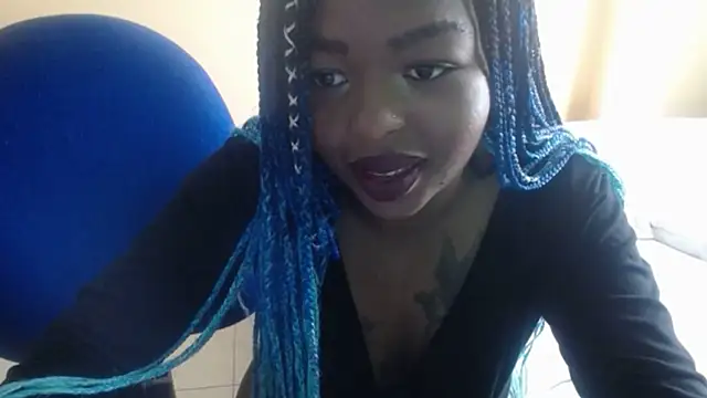  Zooee online show from 02-05-25, 01:44