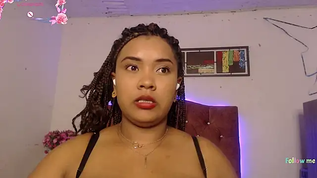 Evelyn Sandoval online show from 01-06-25, 04:04